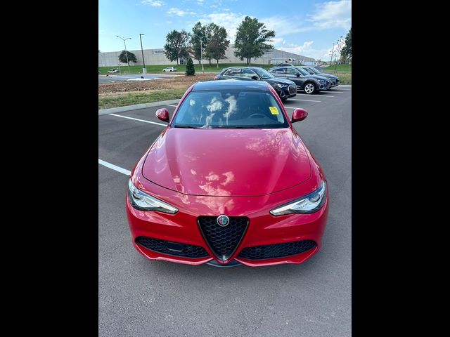 2017 Alfa Romeo Giulia Base