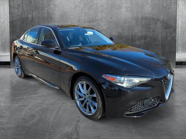 2017 Alfa Romeo Giulia Base