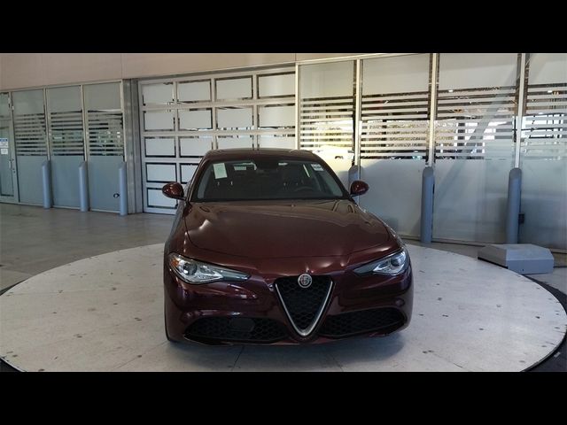 2017 Alfa Romeo Giulia Base