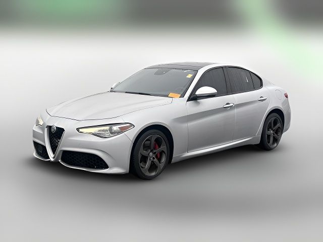 2017 Alfa Romeo Giulia Base