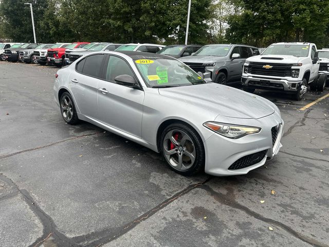 2017 Alfa Romeo Giulia Base