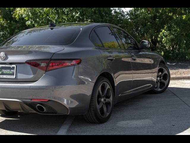 2017 Alfa Romeo Giulia Base