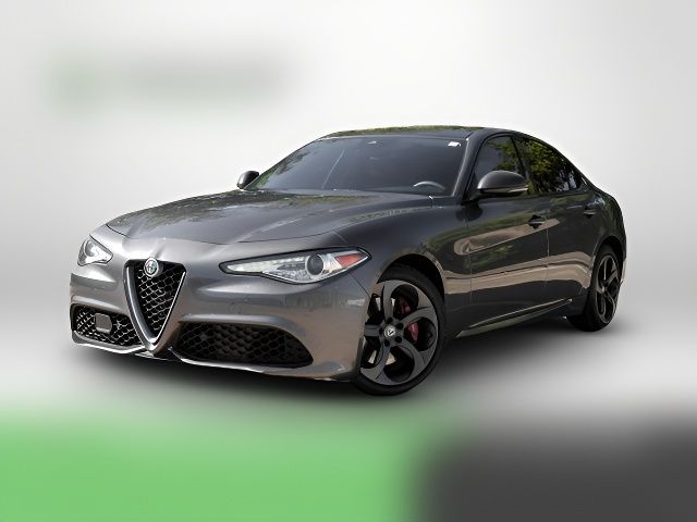 2017 Alfa Romeo Giulia Base