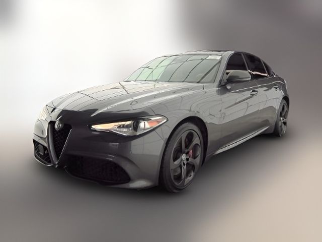 2017 Alfa Romeo Giulia Base