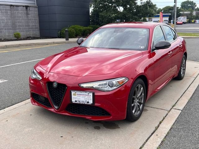 2017 Alfa Romeo Giulia Base