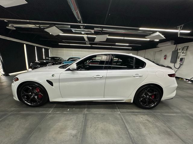 2017 Alfa Romeo Giulia Quadrifoglio