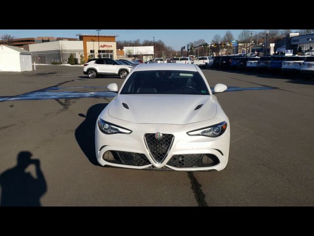 2017 Alfa Romeo Giulia Quadrifoglio