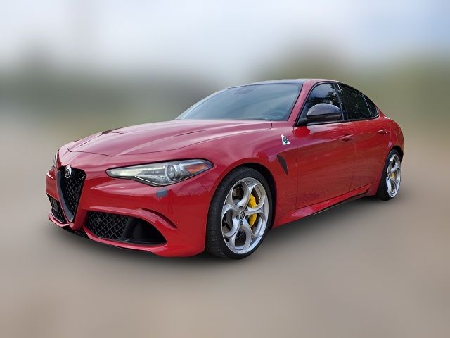 2017 Alfa Romeo Giulia Quadrifoglio