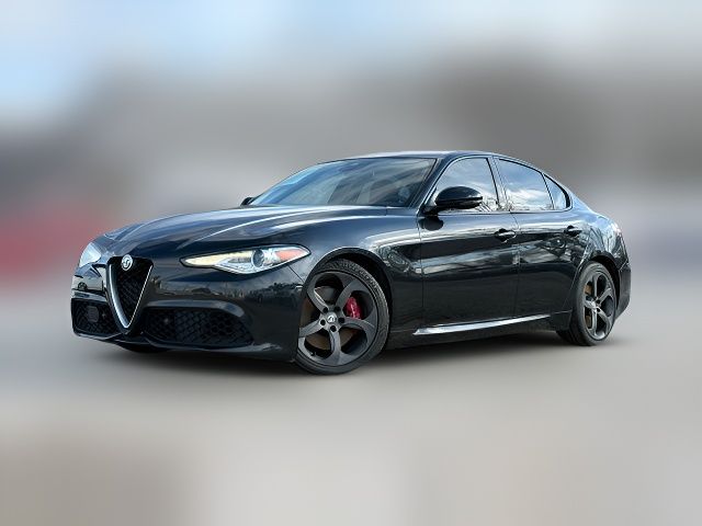 2017 Alfa Romeo Giulia Base