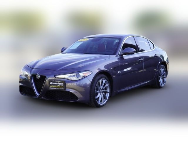 2017 Alfa Romeo Giulia Base