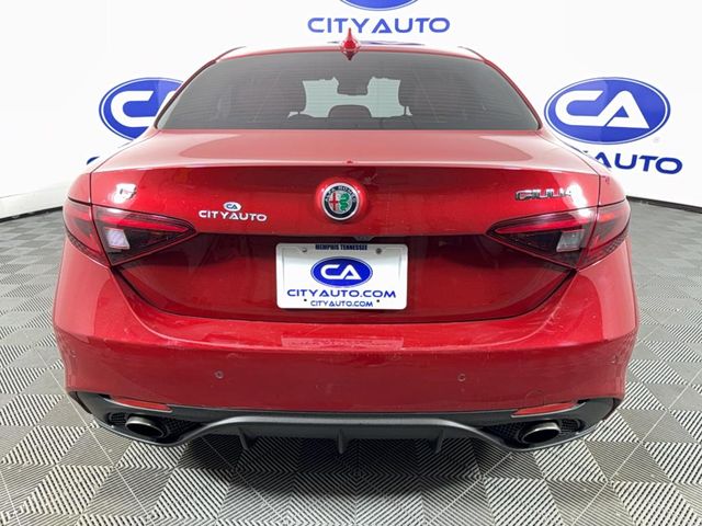 2017 Alfa Romeo Giulia Ti