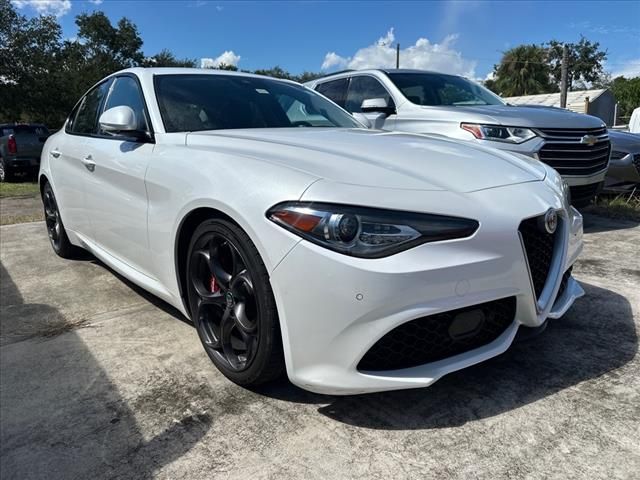 2017 Alfa Romeo Giulia Ti