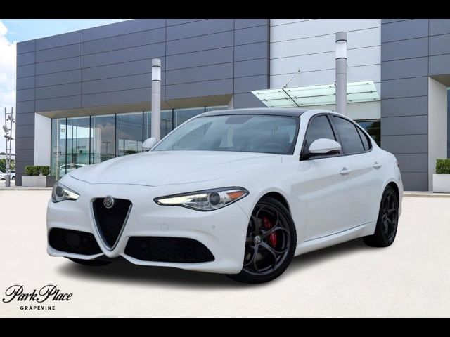 2017 Alfa Romeo Giulia Ti