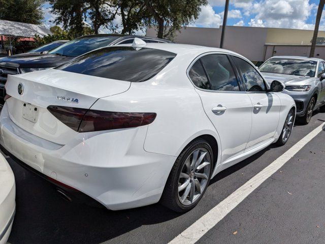 2017 Alfa Romeo Giulia Ti