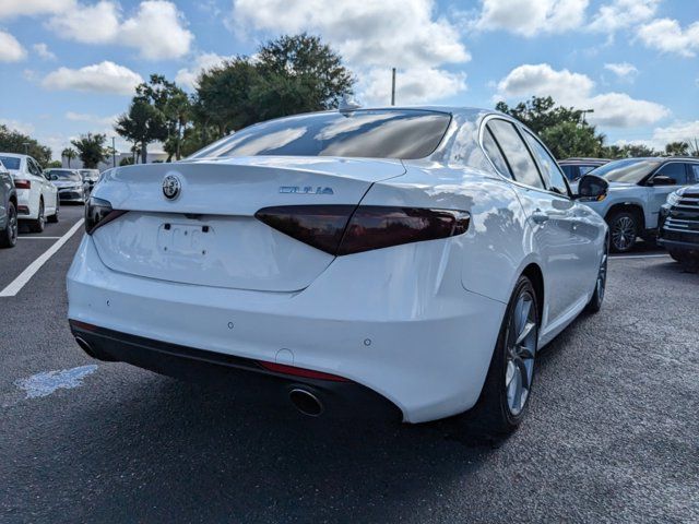 2017 Alfa Romeo Giulia Ti