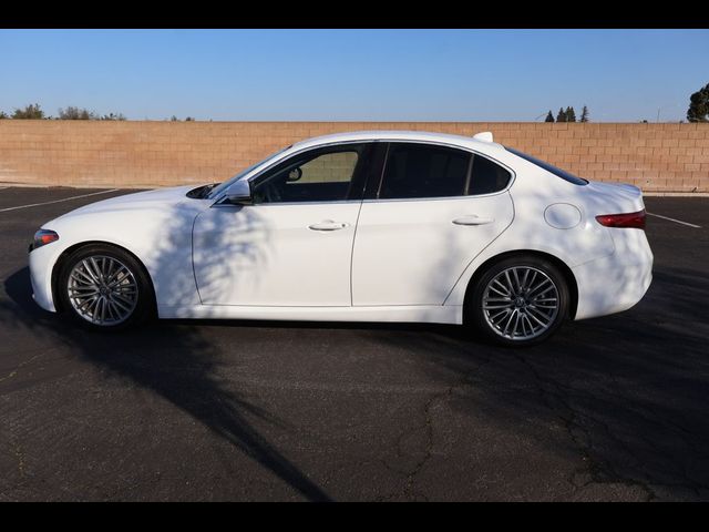 2017 Alfa Romeo Giulia Ti