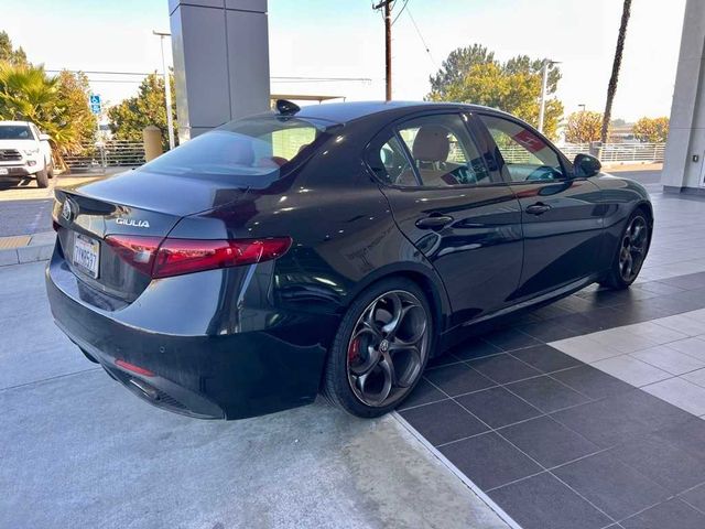 2017 Alfa Romeo Giulia Ti