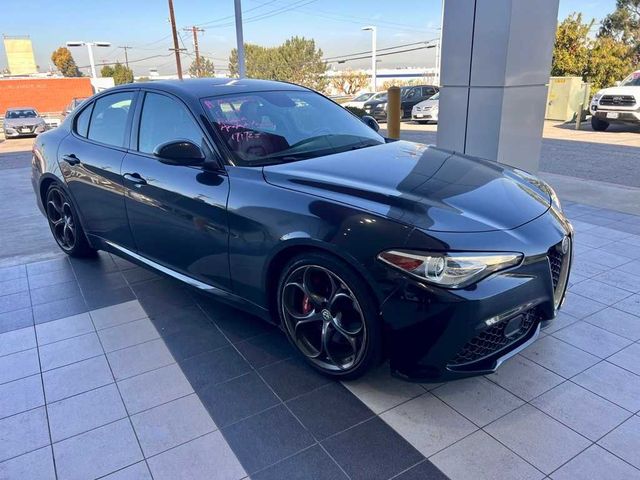 2017 Alfa Romeo Giulia Ti