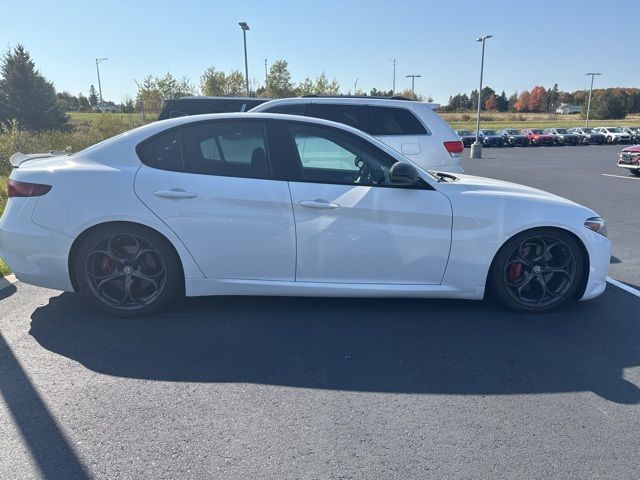 2017 Alfa Romeo Giulia Ti