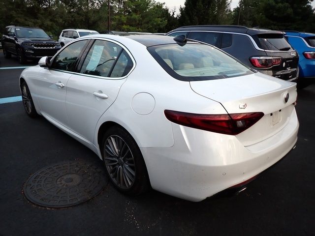 2017 Alfa Romeo Giulia Ti