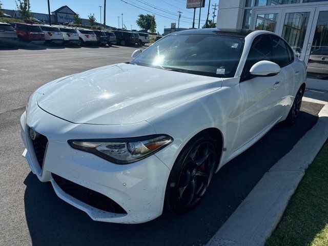 2017 Alfa Romeo Giulia Ti