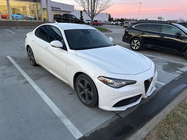 2017 Alfa Romeo Giulia Ti