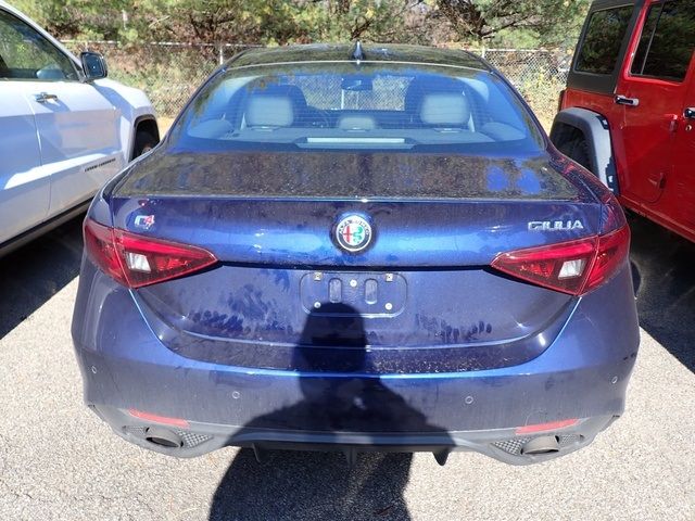 2017 Alfa Romeo Giulia Ti