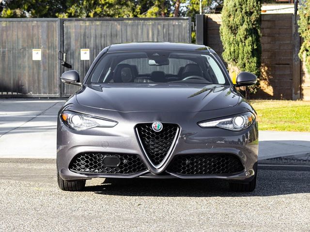 2017 Alfa Romeo Giulia Ti