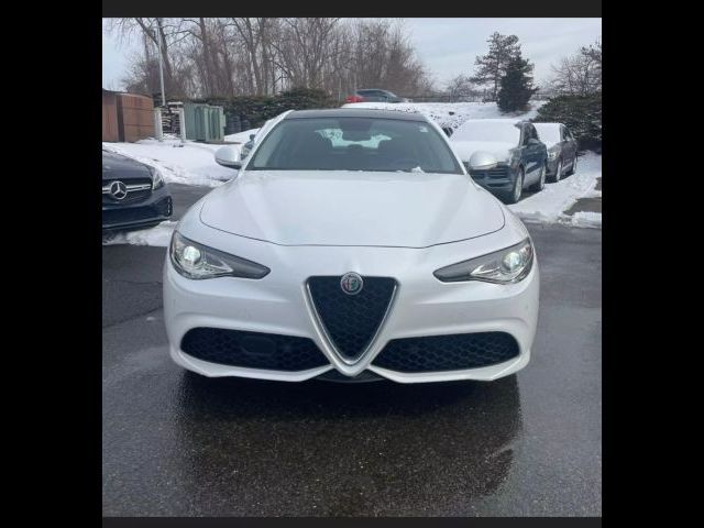 2017 Alfa Romeo Giulia Ti