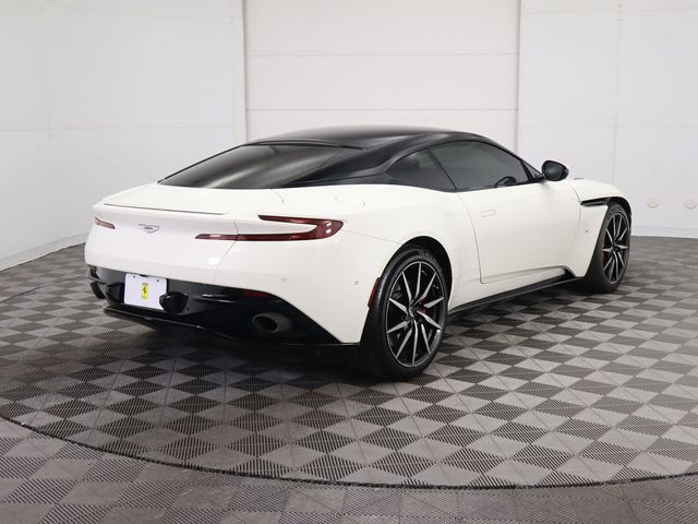 2017 Aston Martin DB11 Base