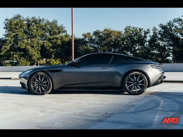 2017 Aston Martin DB11 Base