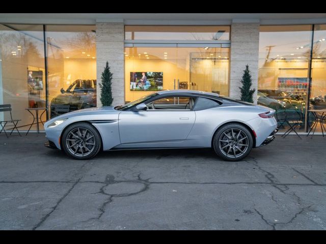 2017 Aston Martin DB11 Base