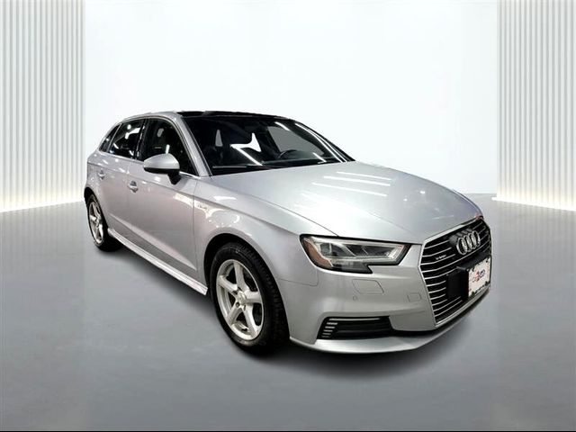 2017 Audi A3 Sportback e-tron Premium Plus