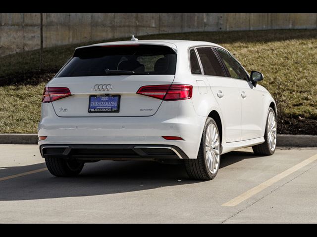 2017 Audi A3 Sportback e-tron Premium Plus