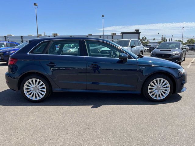 2017 Audi A3 Sportback e-tron Premium Plus
