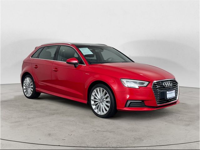 2017 Audi A3 Sportback e-tron Premium Plus