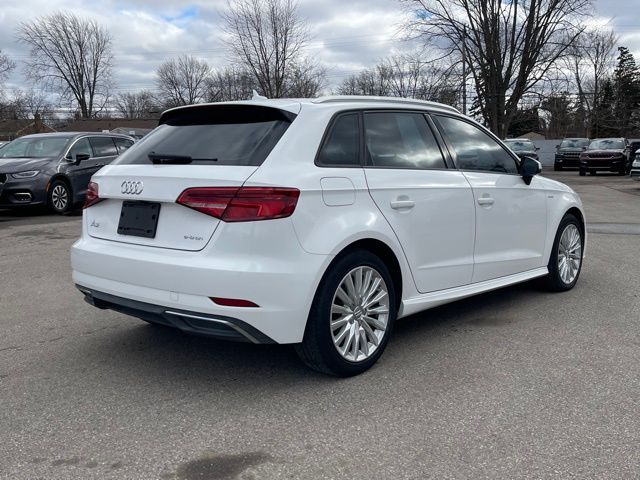 2017 Audi A3 Sportback e-tron Premium