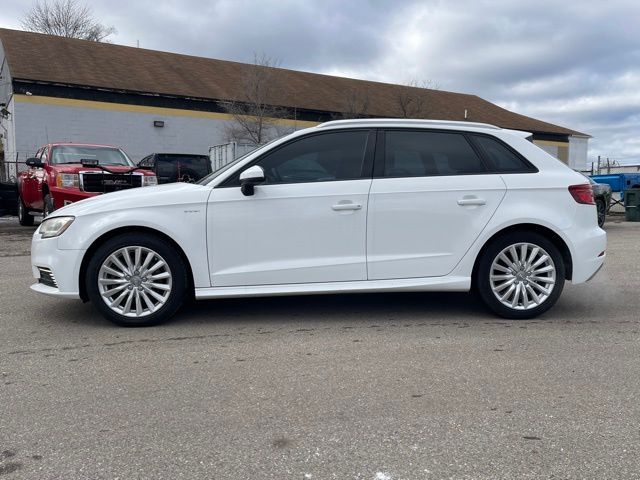 2017 Audi A3 Sportback e-tron Premium