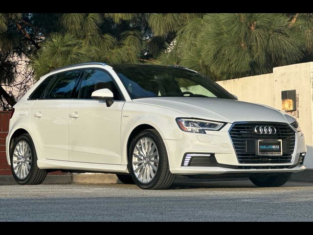 2017 Audi A3 Sportback e-tron Premium Plus