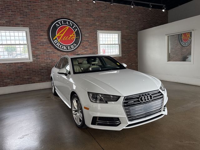 2017 Audi A4 Season of Audi Premium