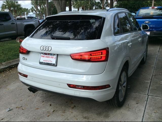 2017 Audi Q3 Premium