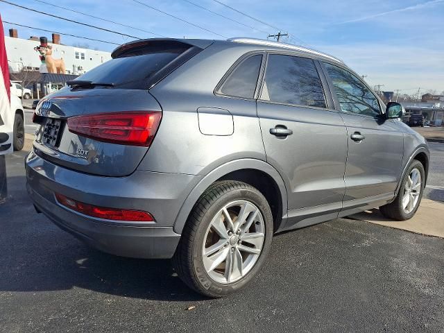 2017 Audi Q3 Premium