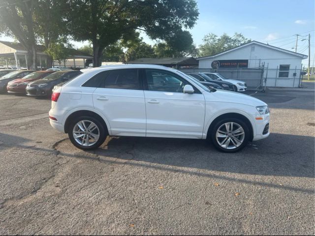 2017 Audi Q3 Premium Plus