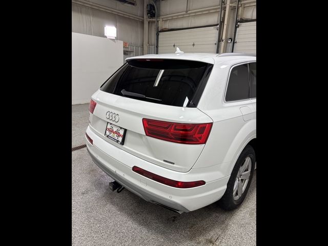 2017 Audi Q7 Premium Plus