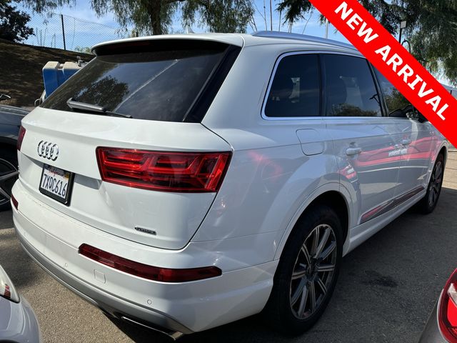 2017 Audi Q7 Premium Plus