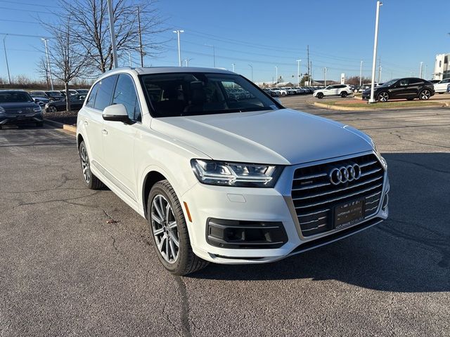 2017 Audi Q7 Premium Plus