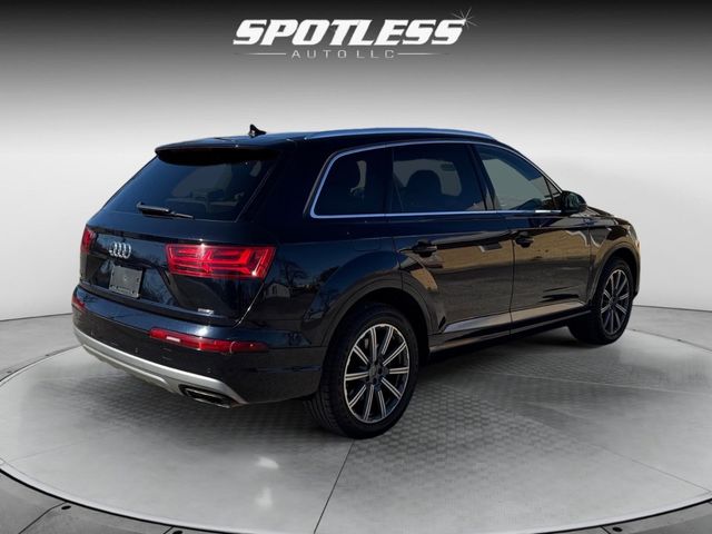 2017 Audi Q7 Premium Plus