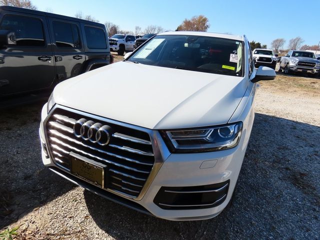 2017 Audi Q7 Premium