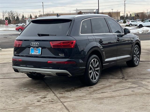 2017 Audi Q7 Premium