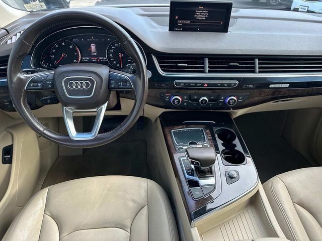 2017 Audi Q7 Premium